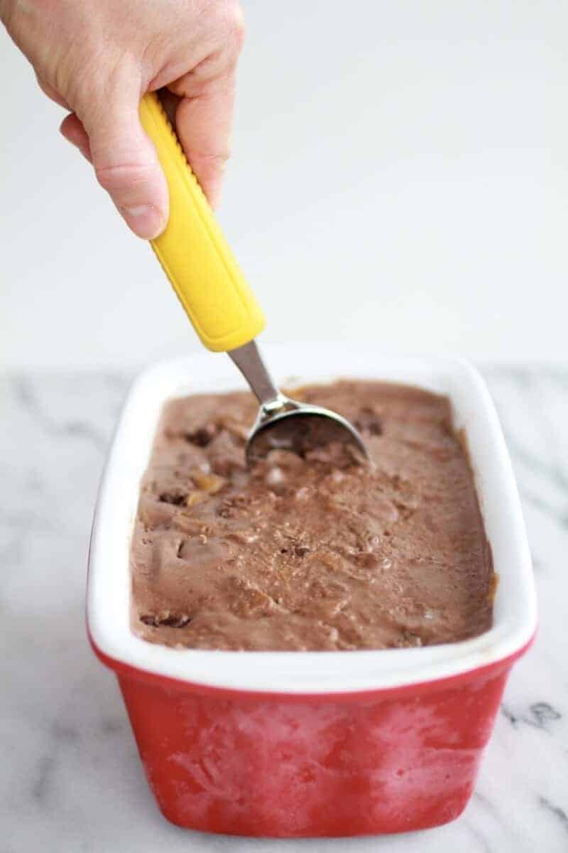 Chocolate Peanut Butter Swirl Fudge Brownie Ice Cream https://gewicht-weg.today/