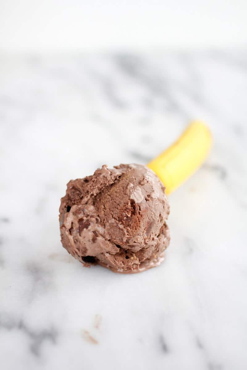 Chocolate Peanut Butter Swirl Fudge Brownie Ice Cream https://gewicht-weg.today/