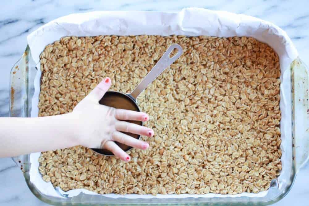 Crunchy Oatmeal Peanut Butter Oats 'n Honey Bars | https://gewicht-weg.today/