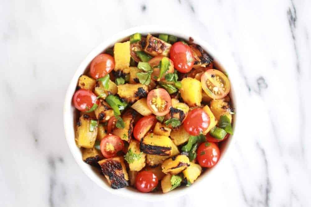 Jerk Chicken with Fired Rice and Grilled Pineapple Salsa https://gewicht-weg.today/