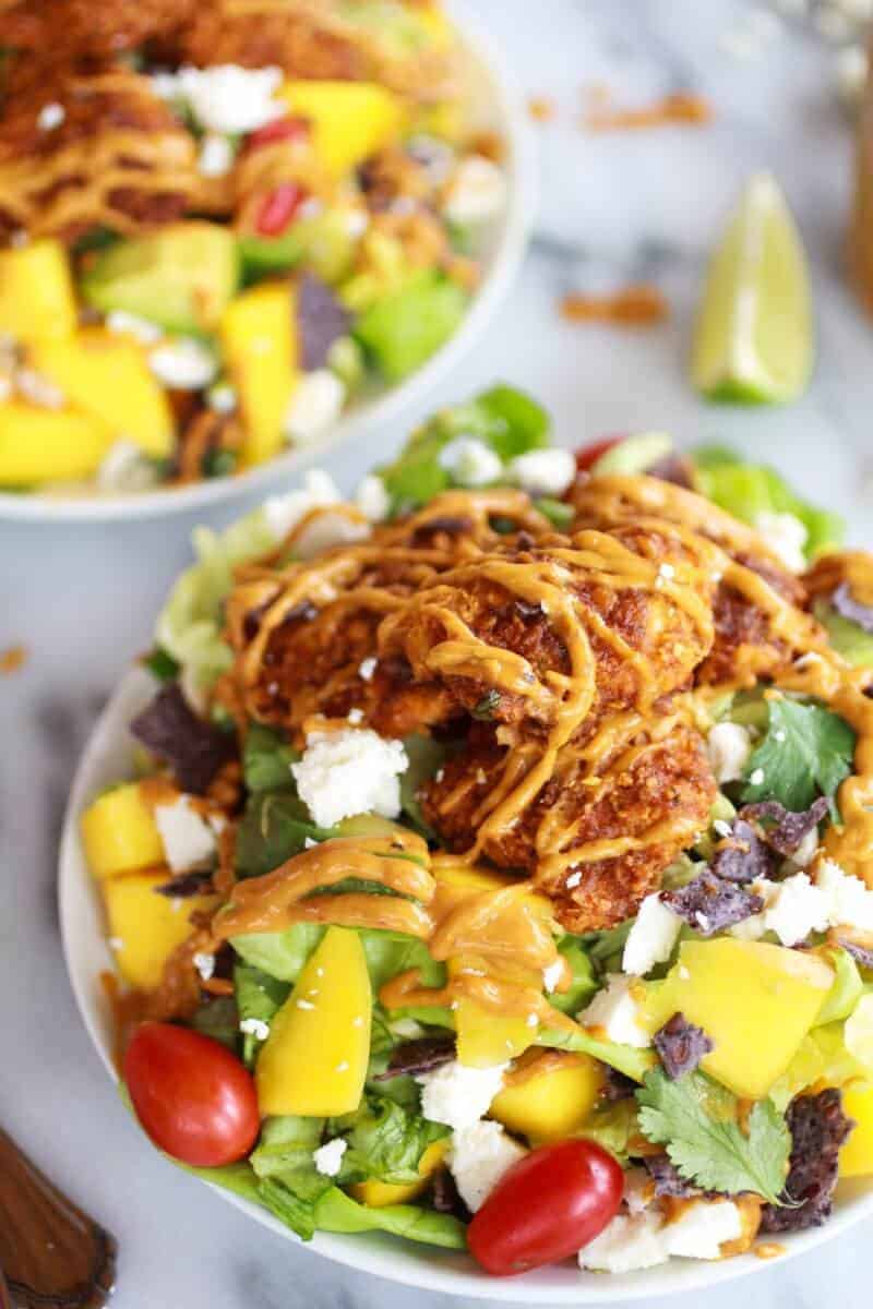 Tortilla Chip Crusted Chicken Salad with Avocado Chipotle Lime Dressing and Queso Fresco | https://gewicht-weg.today/