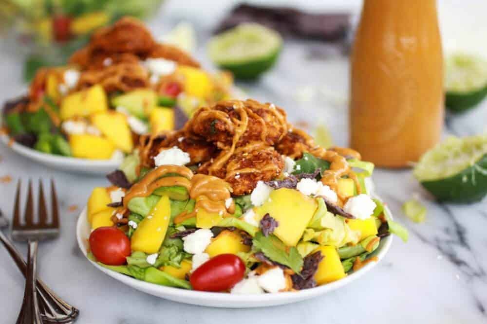 Tortilla Chip Crusted Chicken Salad with Avocado Chipotle Lime Dressing and Queso Fresco | https://gewicht-weg.today/