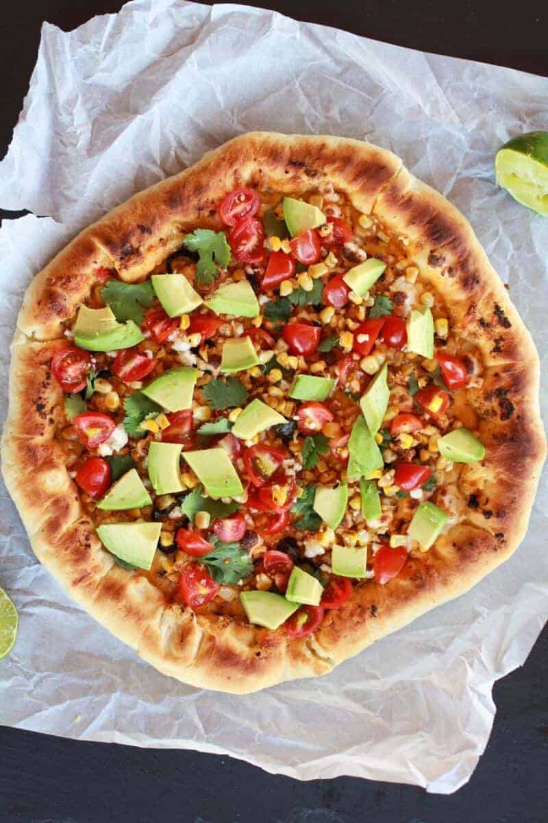 Grilled Corn and Chipotle Pesto Pizza with Queso Fresco | https://gewicht-weg.today/