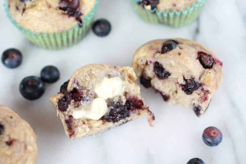 Whole Wheat Caramelized Blueberry Loaded Muffins | https://gewicht-weg.today/