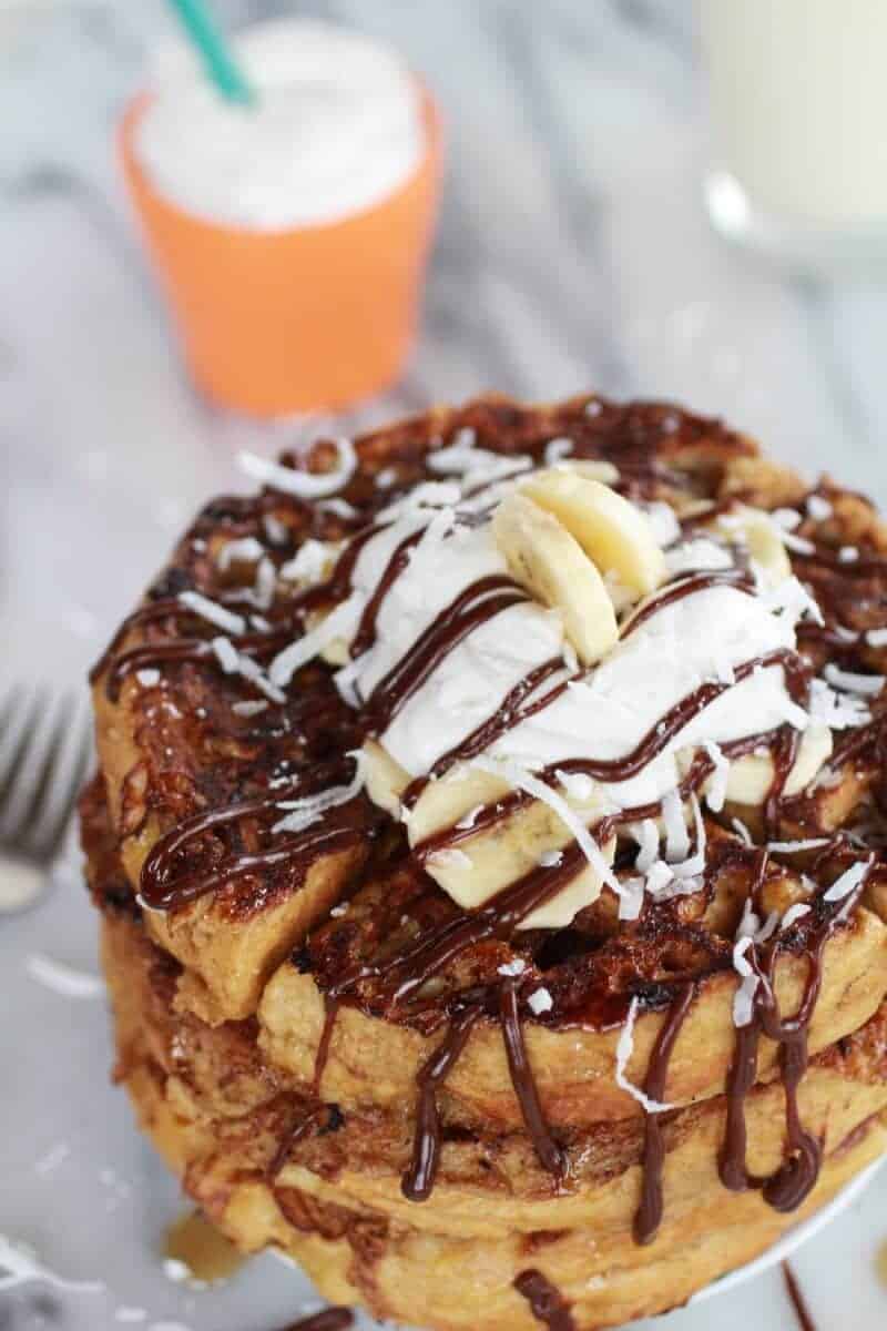 caramelized coconut banana bread waffle french toast | https://gewicht-weg.today/