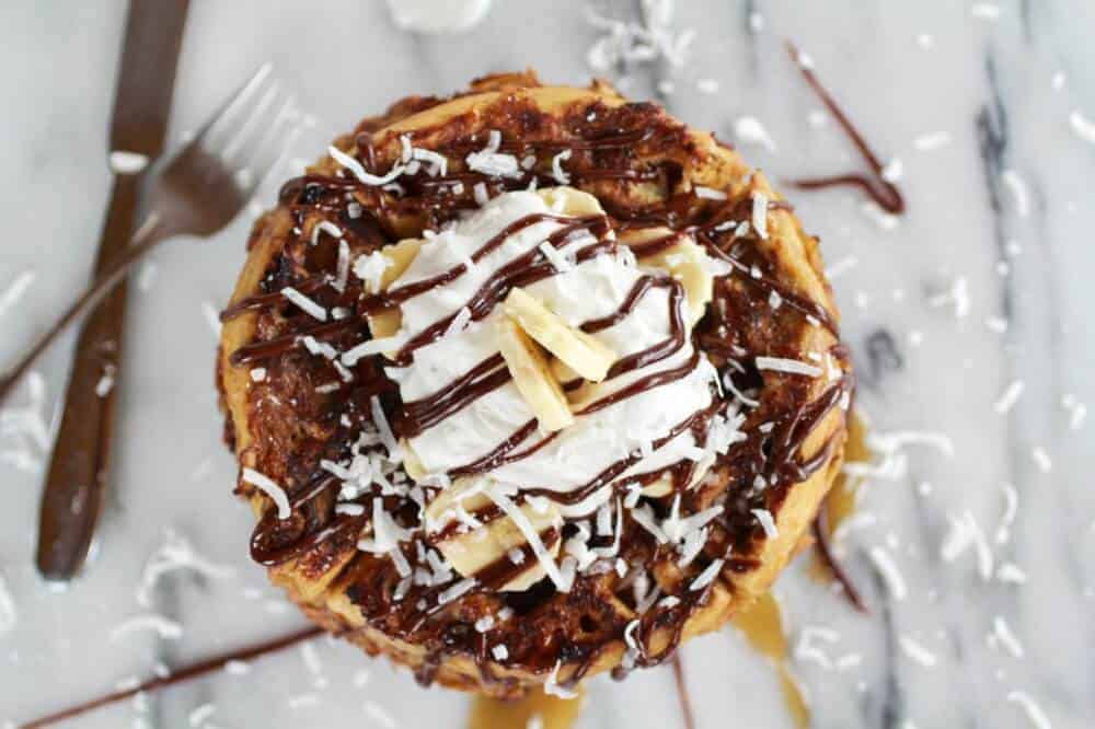 caramelized coconut banana bread waffle french toast | https://gewicht-weg.today/