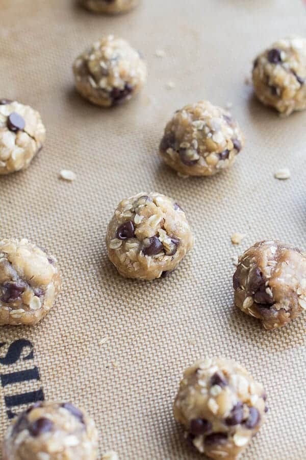 Best Oatmeal Chocolate Chip Cookies Around | halfbakedharvest.com