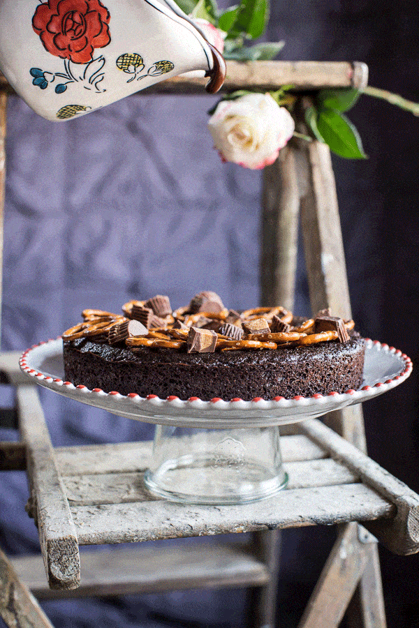 Fudgy One-Bowl Chocolate Peanut Butter Cup Pretzel Cake | halfbakedharvest.com @hbharvest