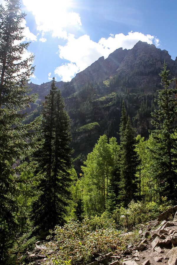 Fall Harvest Peanut Picnic + a Family Hike! | halfbakedharvest.com @hbharvest