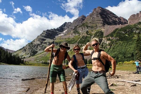 Fall Harvest Peanut Picnic + a Family Hike! | halfbakedharvest.com @hbharvest