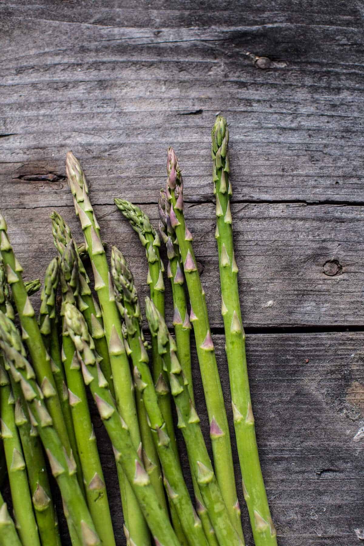 Charred Asparagus and Sunflower Seed Pesto Pasta with Blackened Lemon Chicken | halfbakedharvest.com @hbharvest