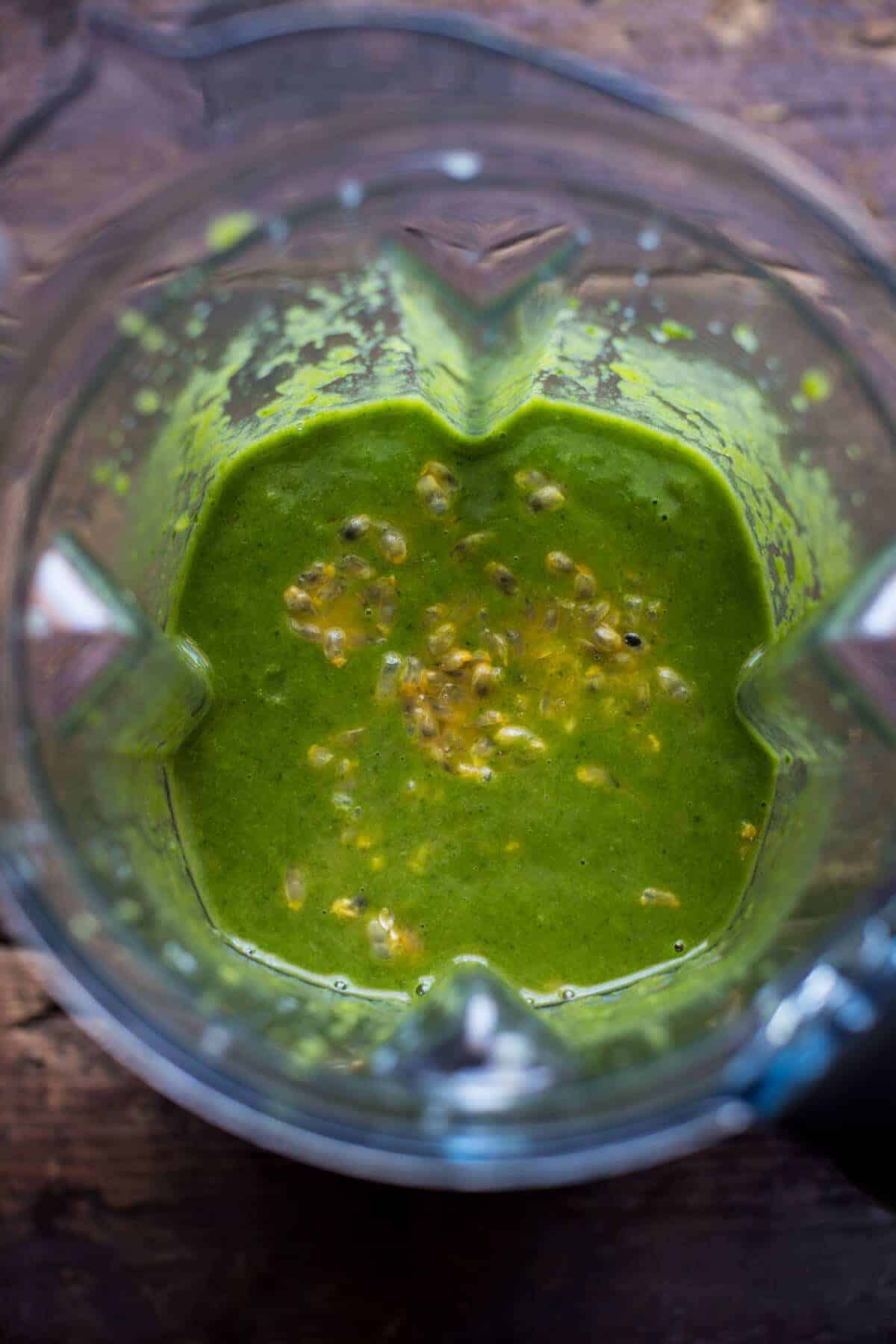 Mango Spinach Smoothie | halfbakedharvest.com @hbharvest