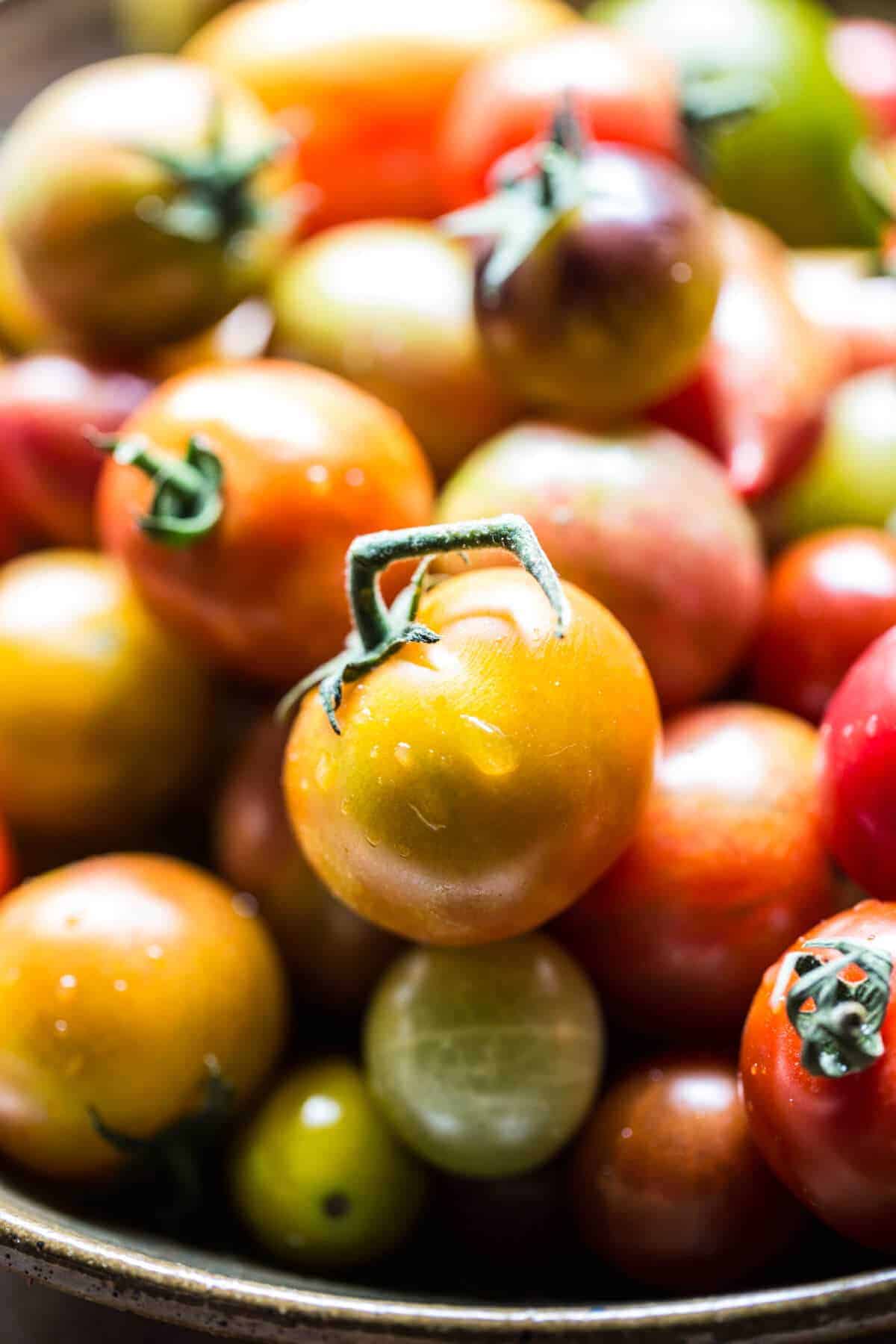 Summer Garden Guacamole | halfbakedharvest.com @hbharvest