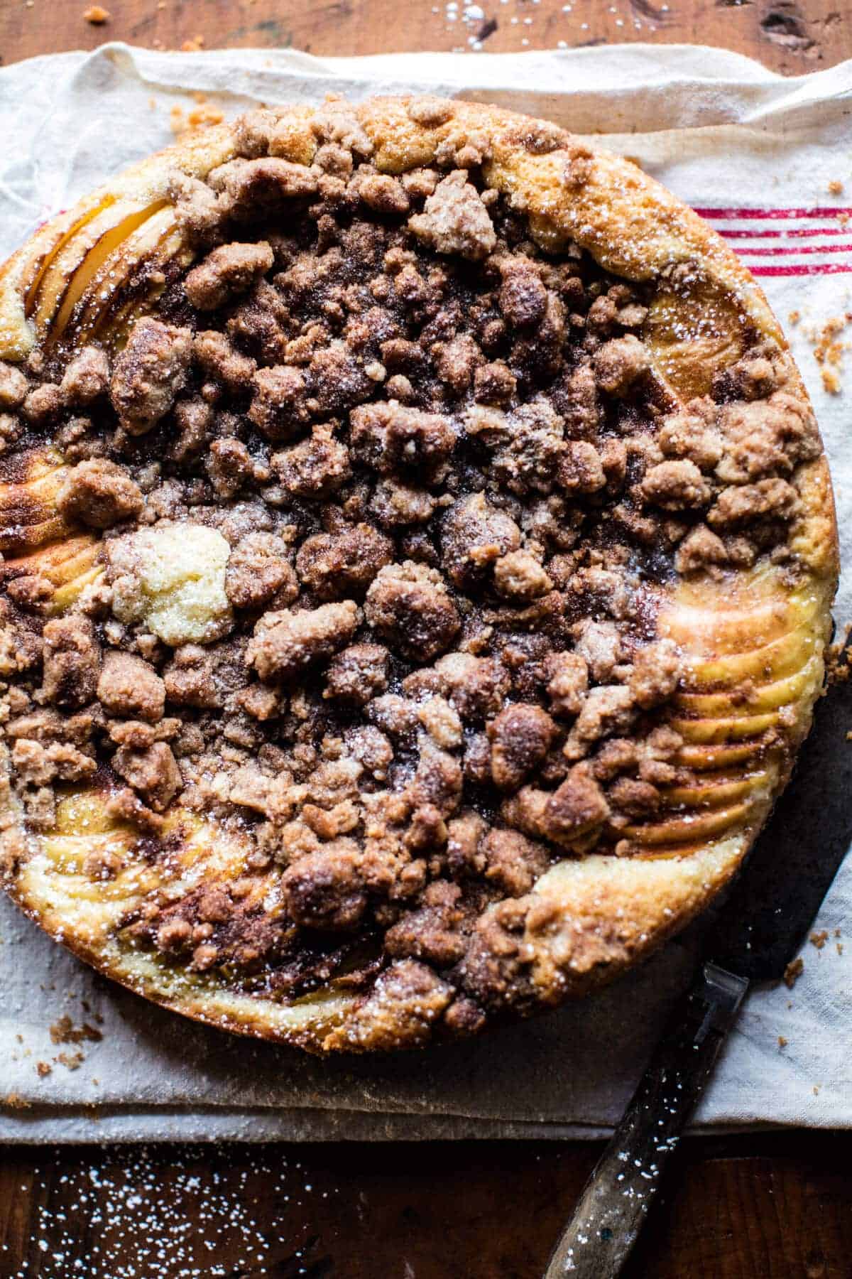 Cinnamon Apple Crumble Cake | halfbakedharvest.com @hbharvest