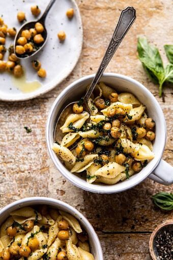 Instant Pot Cacio e Pepe with Crispy Garlic Basil Chickpeas | halfbakedharvest.com #pasta #instantpot #easyrecipes #healthyrecipes #chickpeas