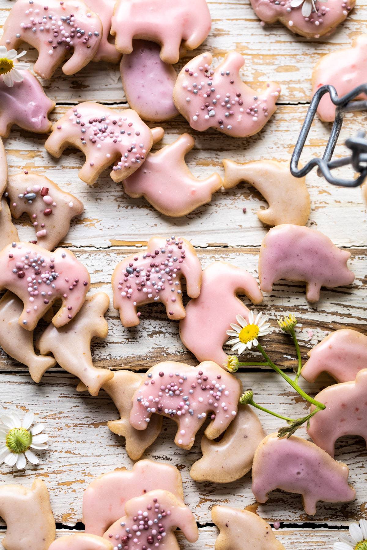 Homemade Animal Crackers | halfbakedharvest.com #crackers #homemaderecipes #cookies #snacks