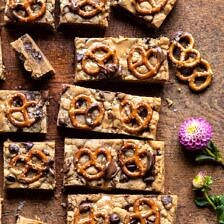 Chocolate Peanut Butter Pretzel Blondies | halfbakedharvest.com #peanutbutter #chocolate #pretzels #fall #autumn #dessert