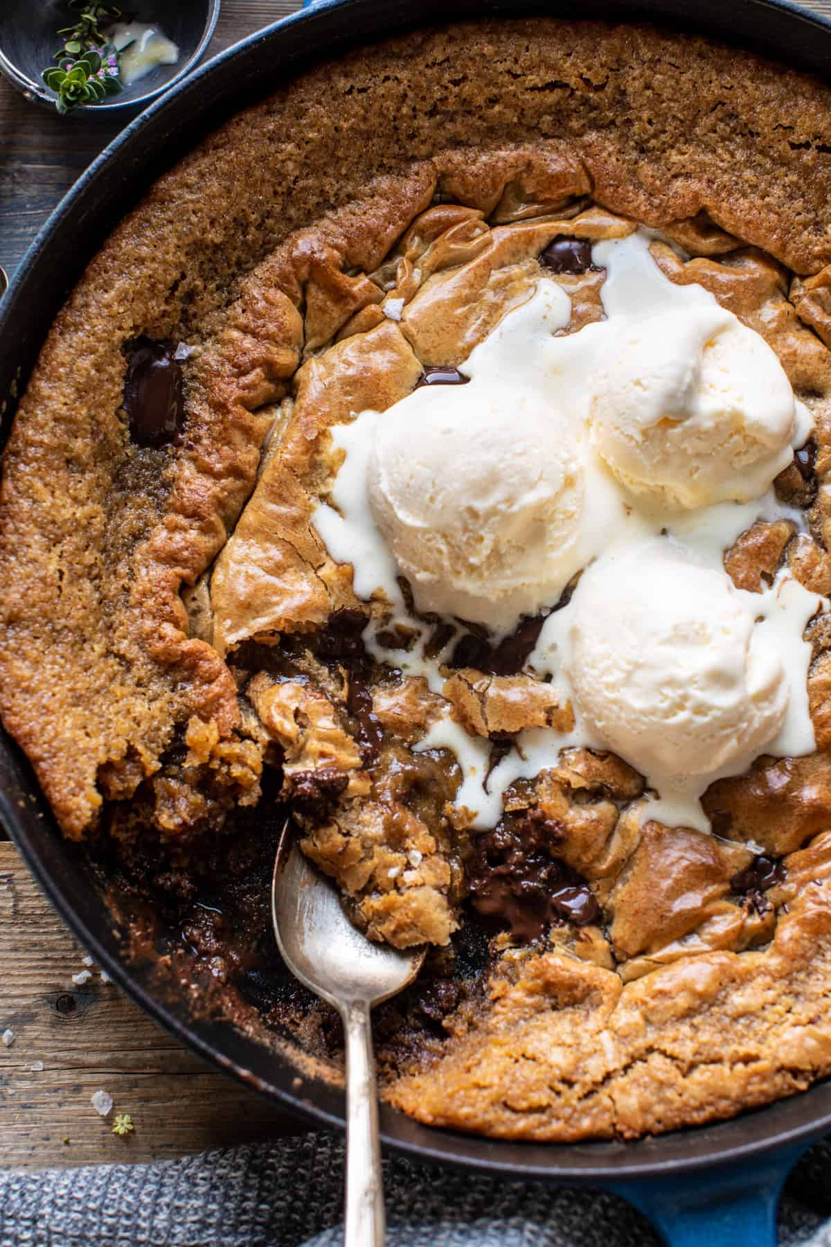 Crinkle Top Chocolate Peanut Butter Skillet Blondies | halfbakedharvest.com