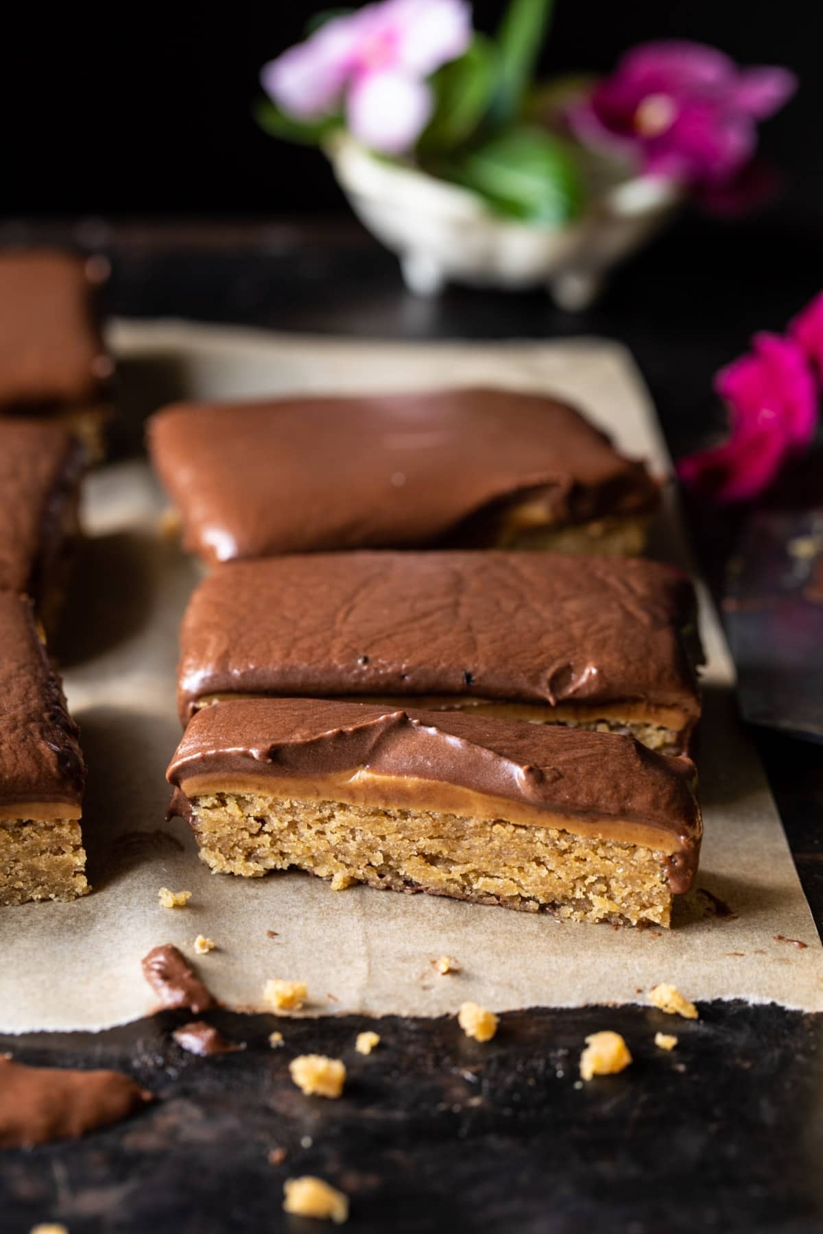 Lunchroom Chocolate Peanut Butter Bars | halfbakedharvest.com
