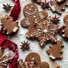 Chai Gingerbread Cookies | halfbakedharvest.com