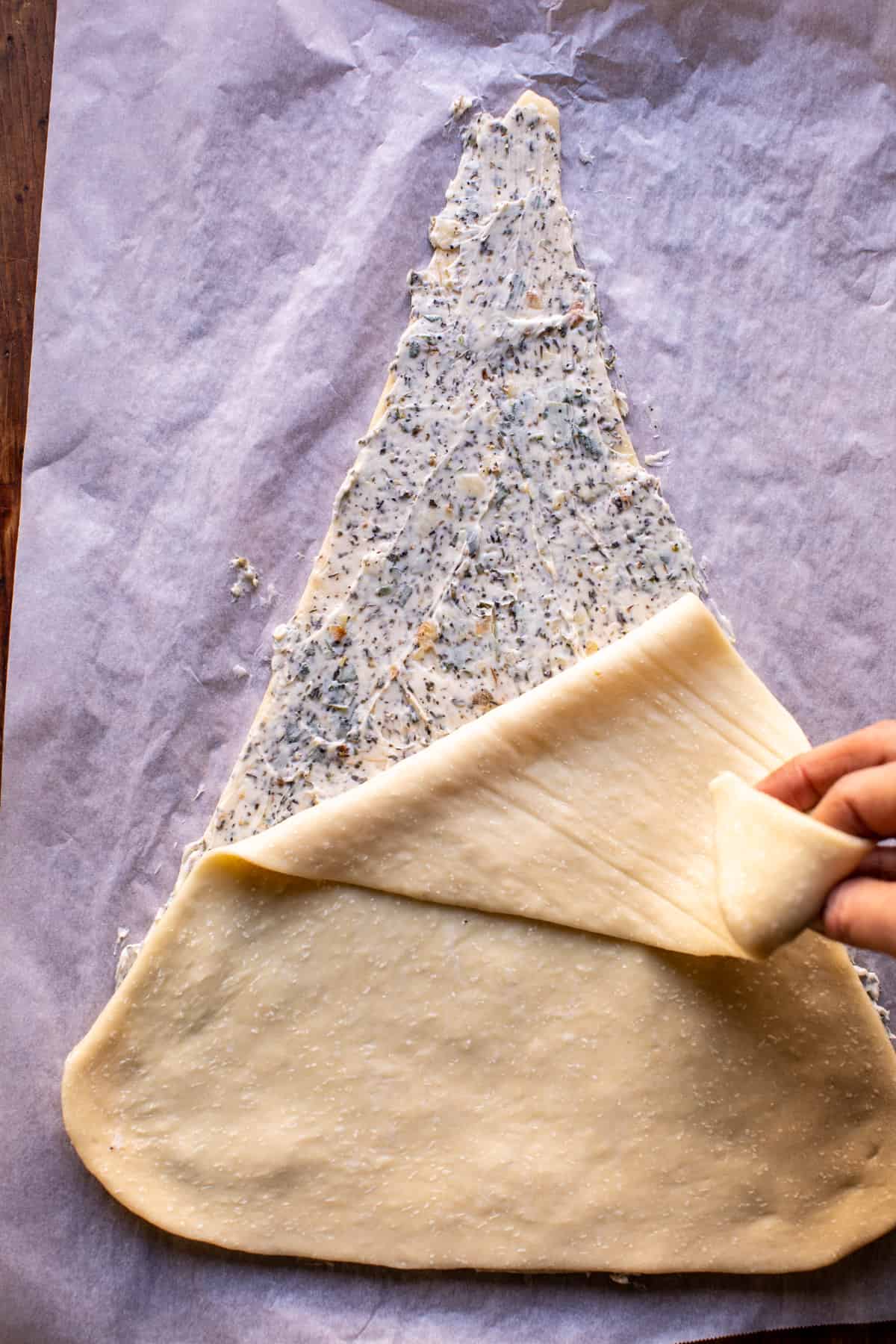 Pull Apart Christmas Tree Garlic Bread | halfbakedharvest.com