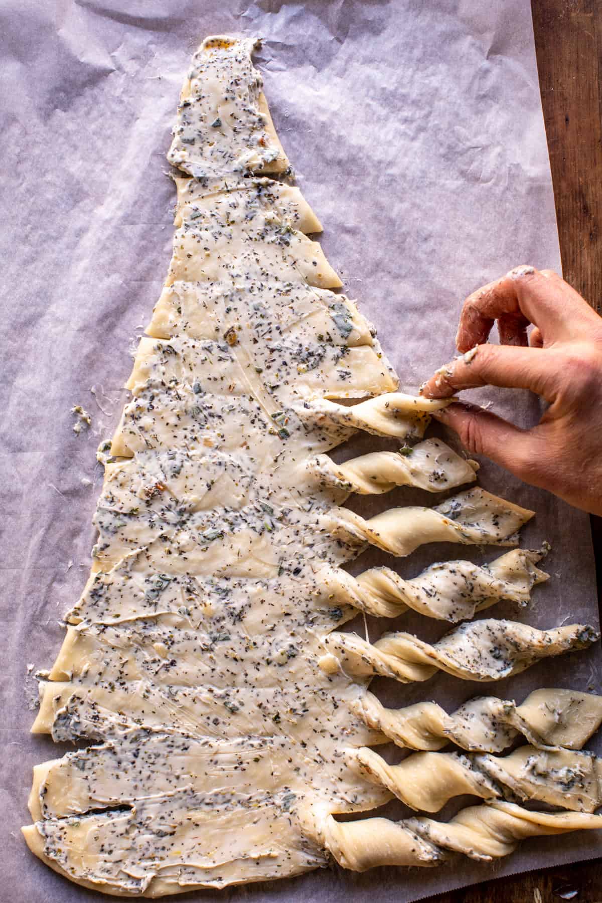Pull Apart Christmas Tree Garlic Bread | halfbakedharvest.com