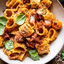 Creamy Roasted Tomato Ricotta Pasta with Crispy Prosciutto | halfbakedharvest.com