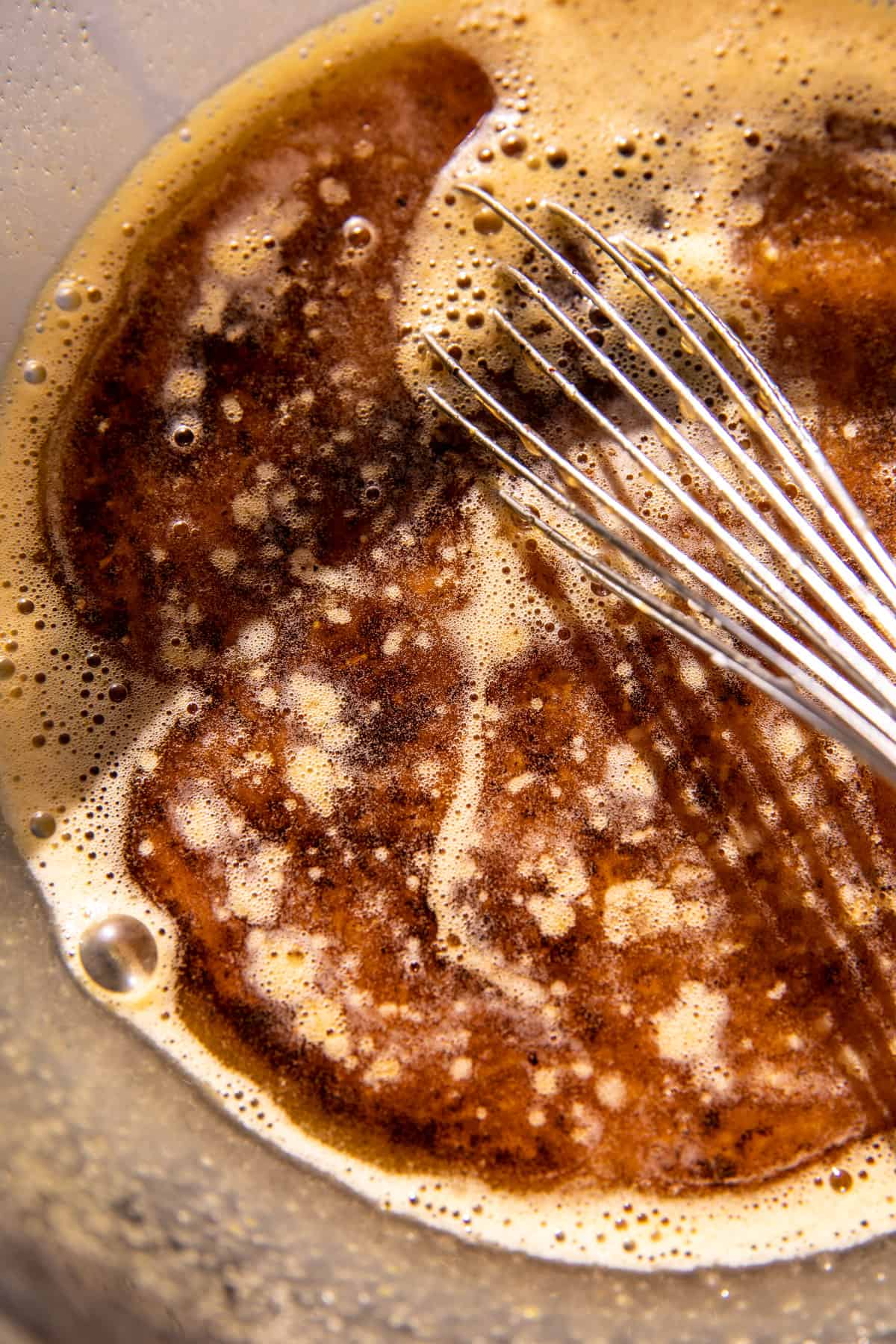 Crinkly Salted Caramel Snickerdoodle Pie | halfbakedharvest.com
