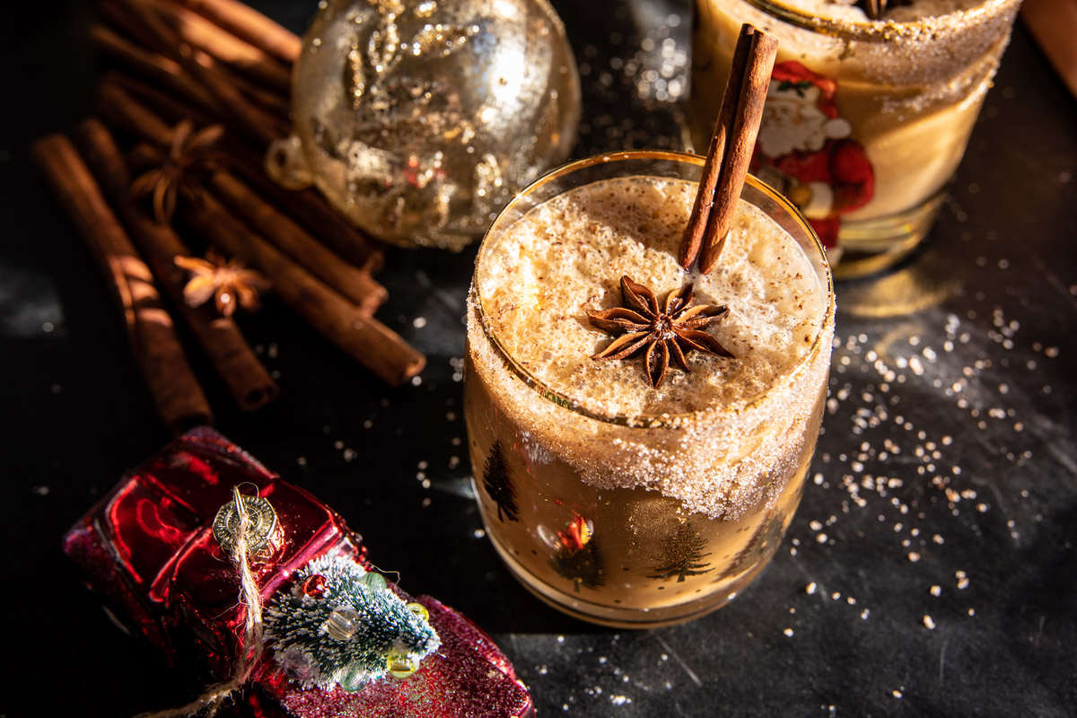 Christmas Vacation Dirty Chai Cocktail (with mocktail) | halfbakedharvest.com