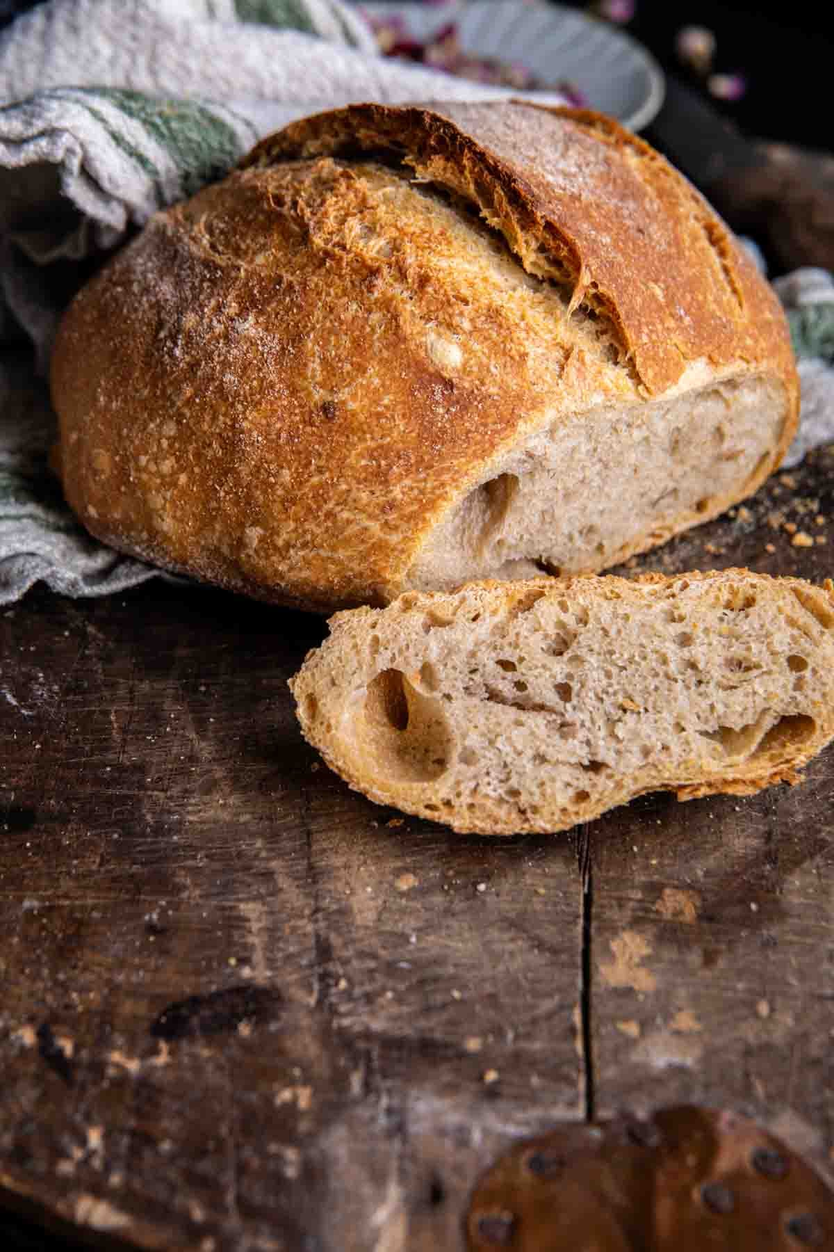 The Best (easiest) No Knead Bread | halfbakedharvest.com