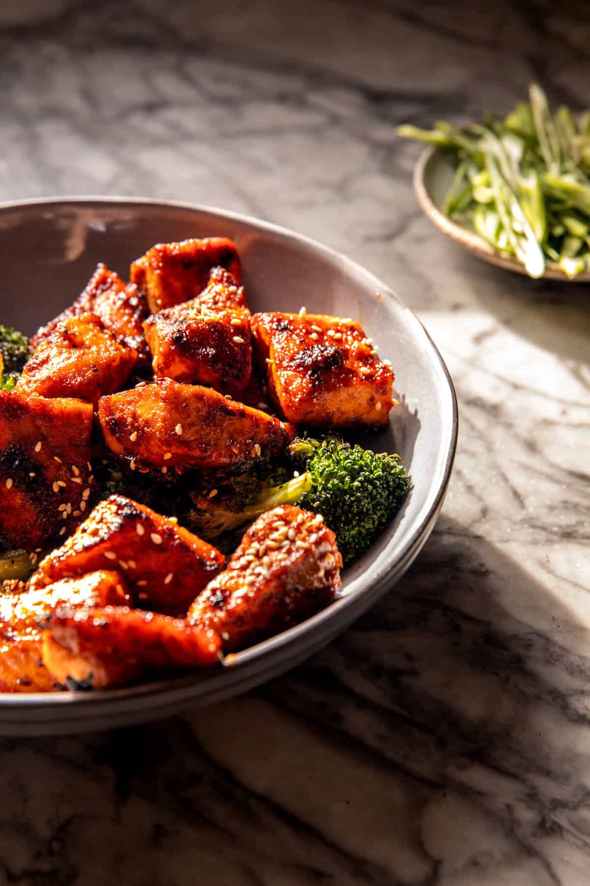 30 Minute Chili Honey Garlic Salmon Bowls | halfbakedharvets.com